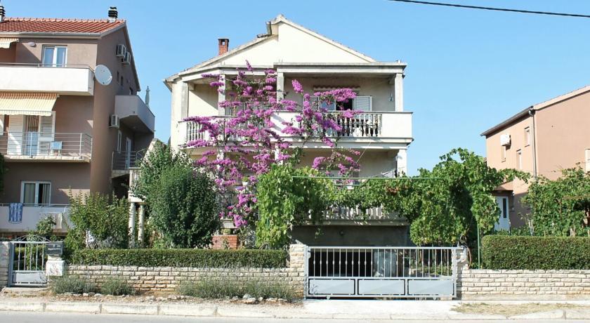 Apartment Klara Biograd Na Moru Quarto foto